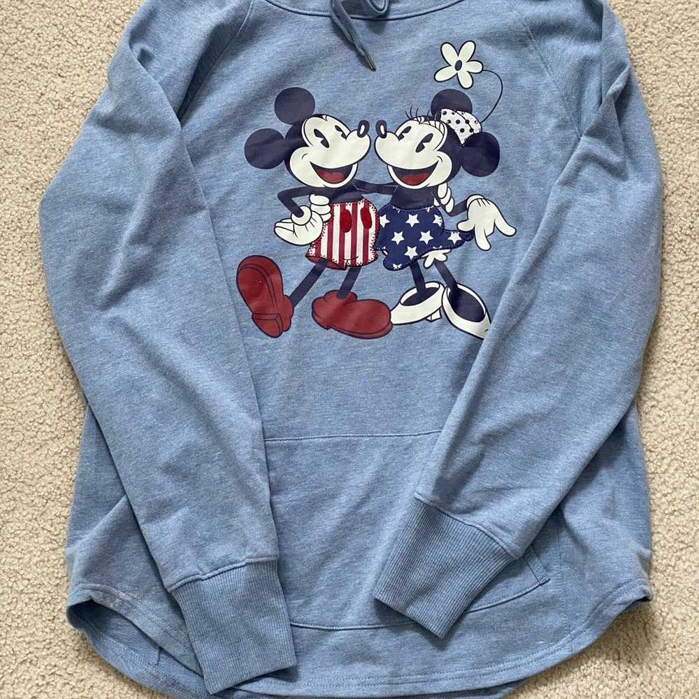 Mickey and Minnie Disney turtle neck pullover